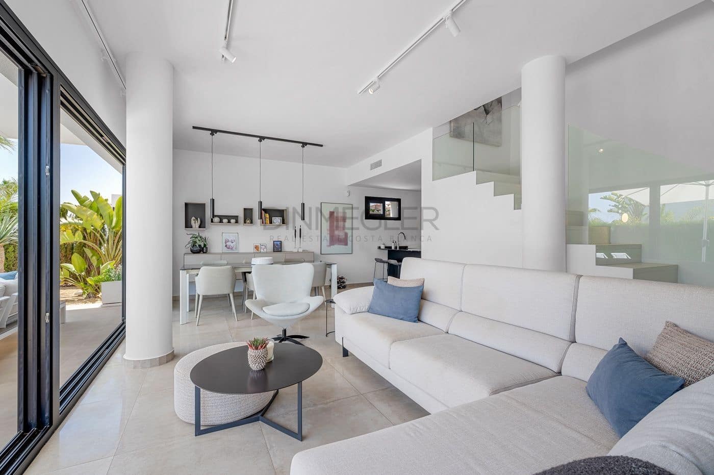 3 Zimmer Villa zu verkaufen in Ciudad Quesada mit Pool - 740.000 € (Ref: 9089971)