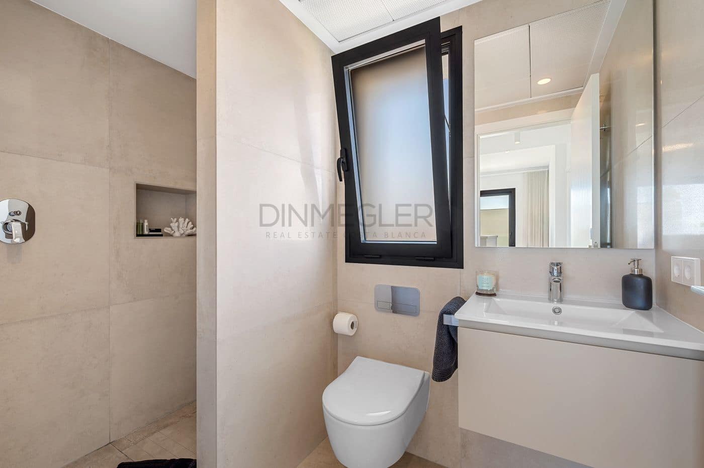 3 Zimmer Villa zu verkaufen in Ciudad Quesada mit Pool - 740.000 € (Ref: 9089971)