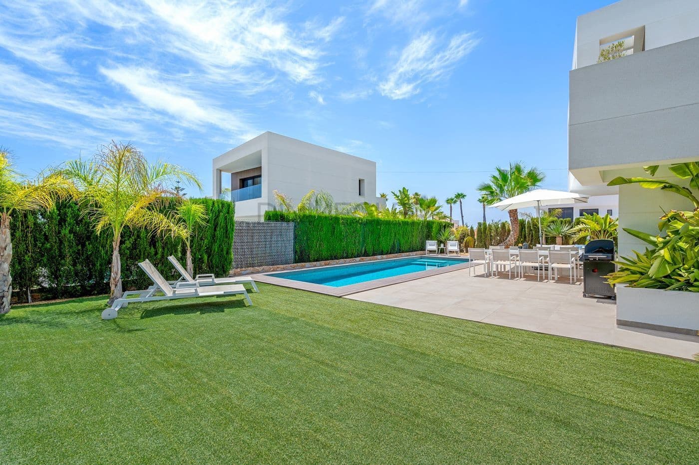 3 Zimmer Villa zu verkaufen in Ciudad Quesada mit Pool - 740.000 € (Ref: 9089971)