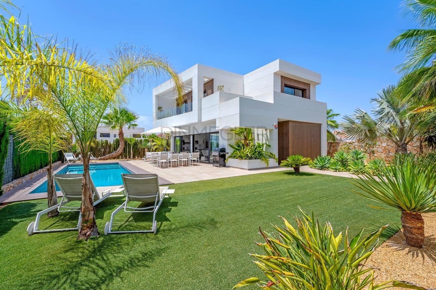 3 Zimmer Villa zu verkaufen in Ciudad Quesada mit Pool - 740.000 € (Ref: 9089971)