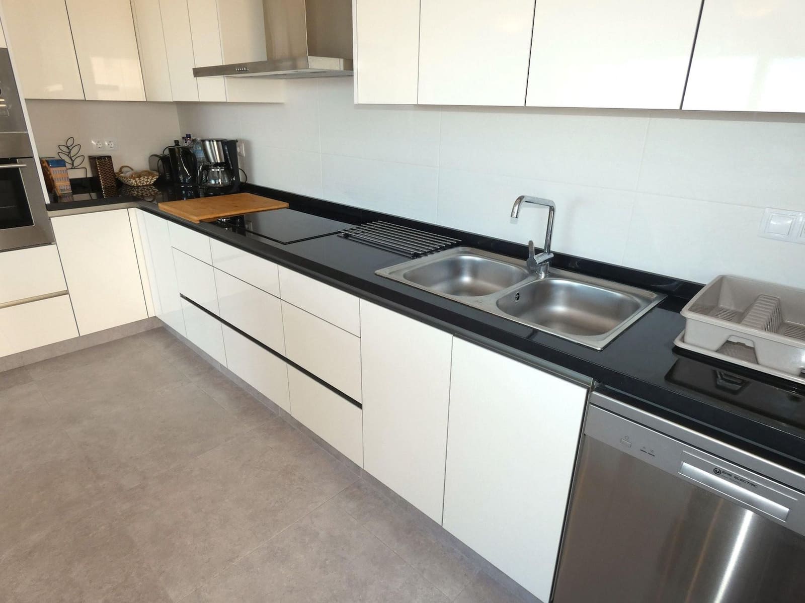 3 chambre Appartement à vendre à Torrevieja avec piscine - 339 000 € (Ref: 9096127)