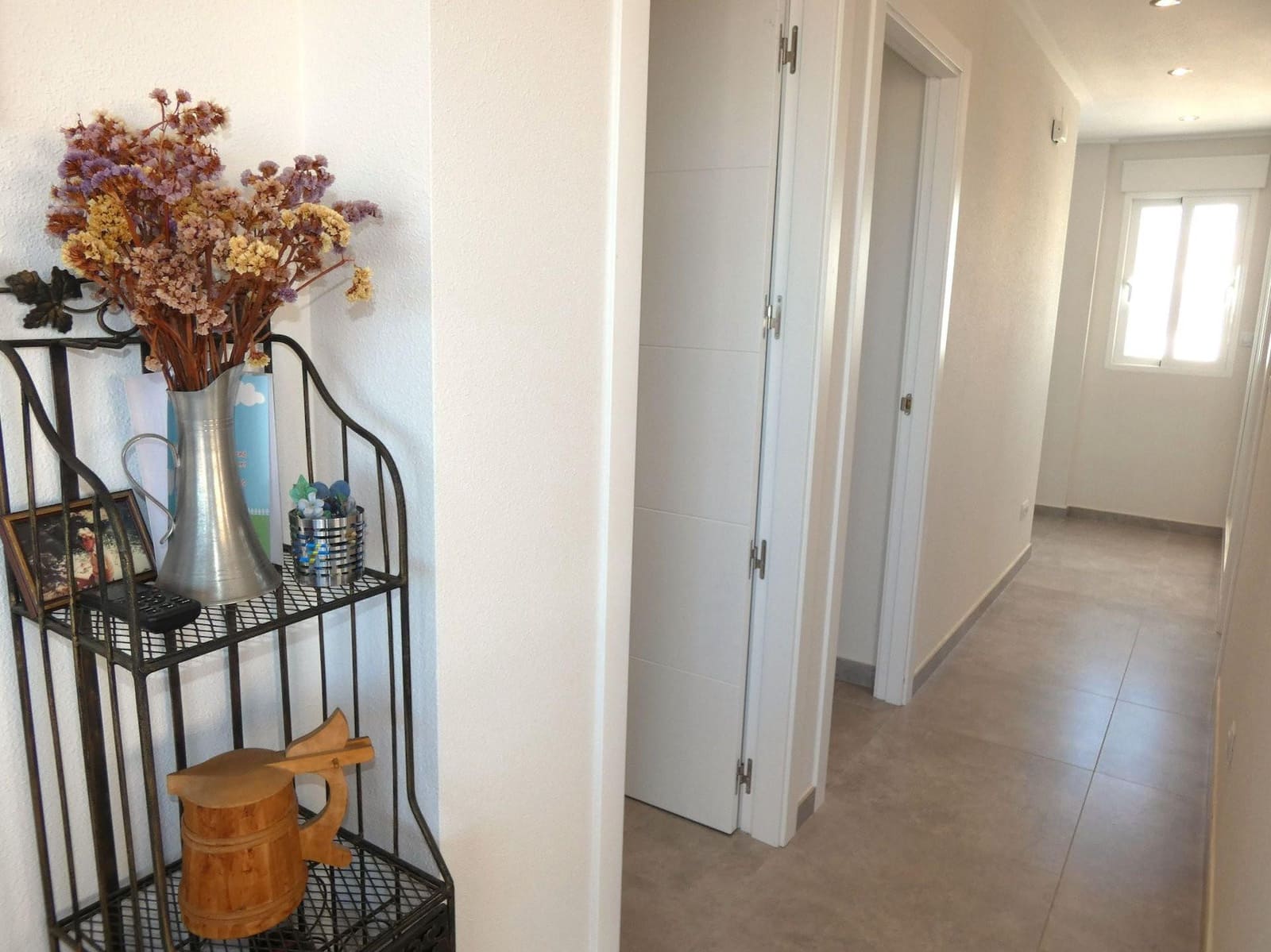 Apartamento de 3 habitaciones en Torrevieja en venta con piscina garaje - 299.000 € (Ref: 9096127)