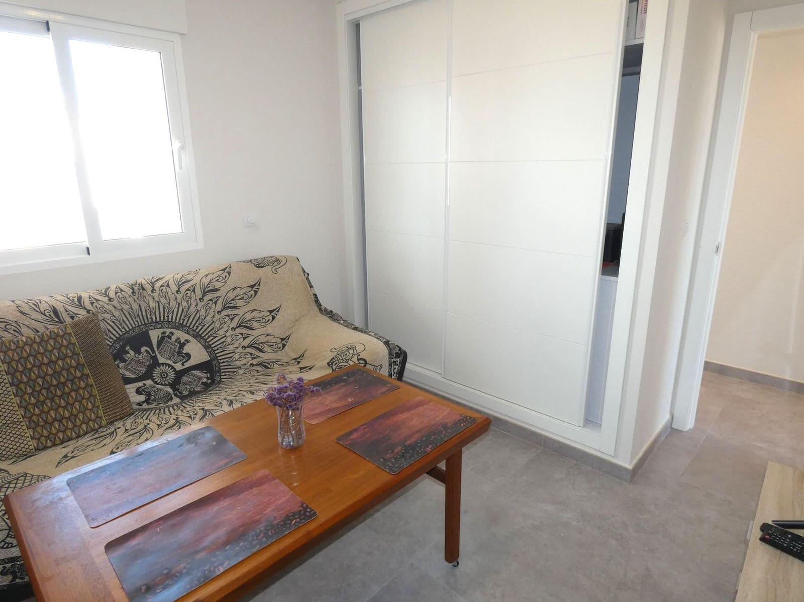 Apartamento de 3 habitaciones en Torrevieja en venta con piscina garaje - 299.000 € (Ref: 9096127)