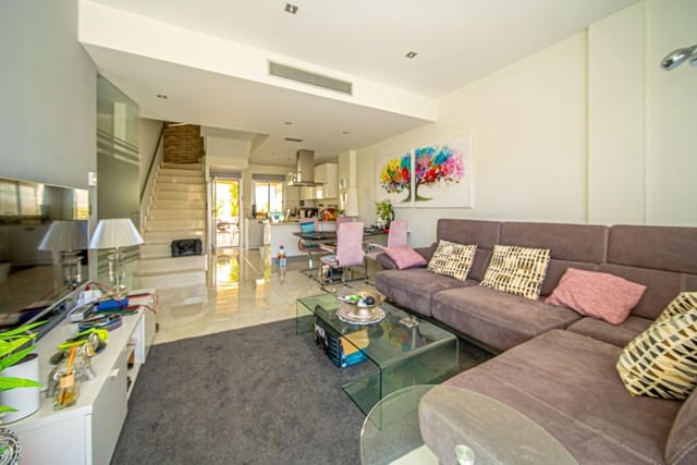 3 chambre Villa/Maison à vendre à Lomas de Cabo Roig - Los Dolses, Orihuela avec piscine - 389 000 € (Ref: 9096129)