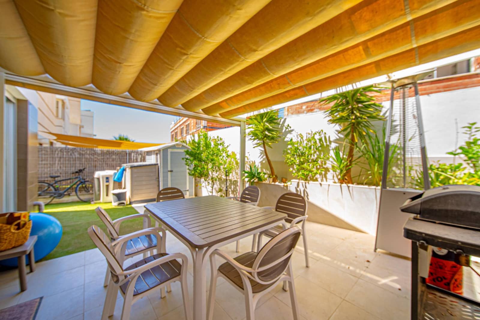 3 chambre Villa/Maison à vendre à Orihuela Costa avec piscine - 389 000 € (Ref: 9096129)