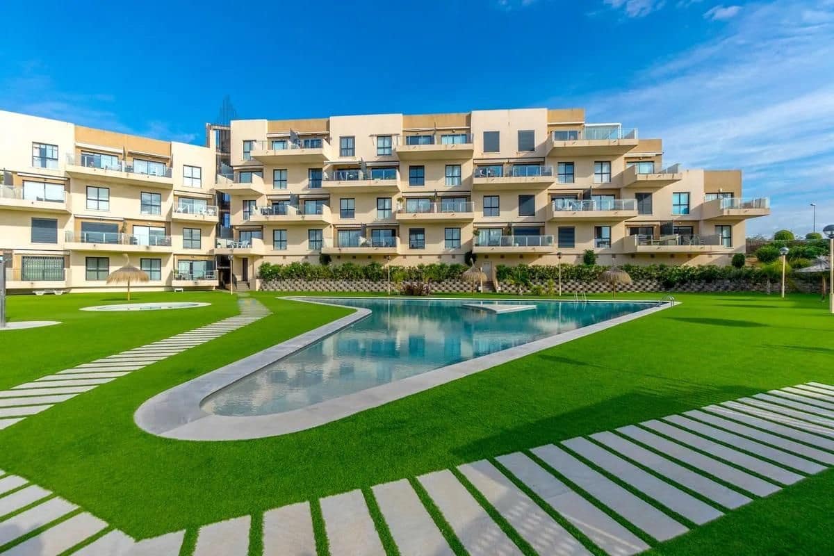 3 soveværelse Villa til salg i La Regia med swimmingpool garage - € 499.000 (Ref: 9096136)