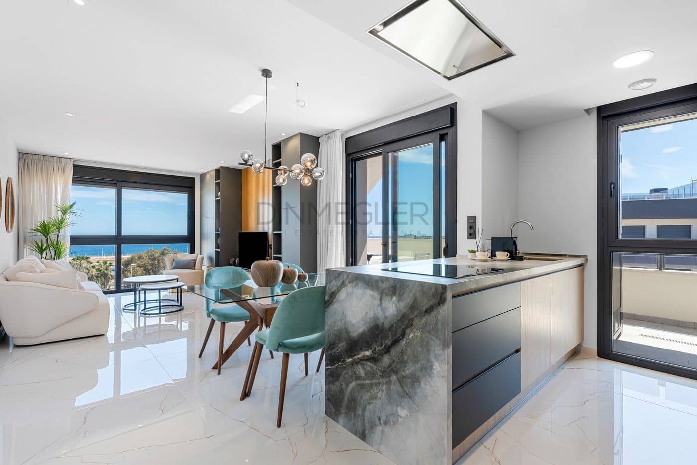 3 soveværelse Penthouse til salg i Orihuela Costa med swimmingpool garage - € 990.000 (Ref: 9096138)