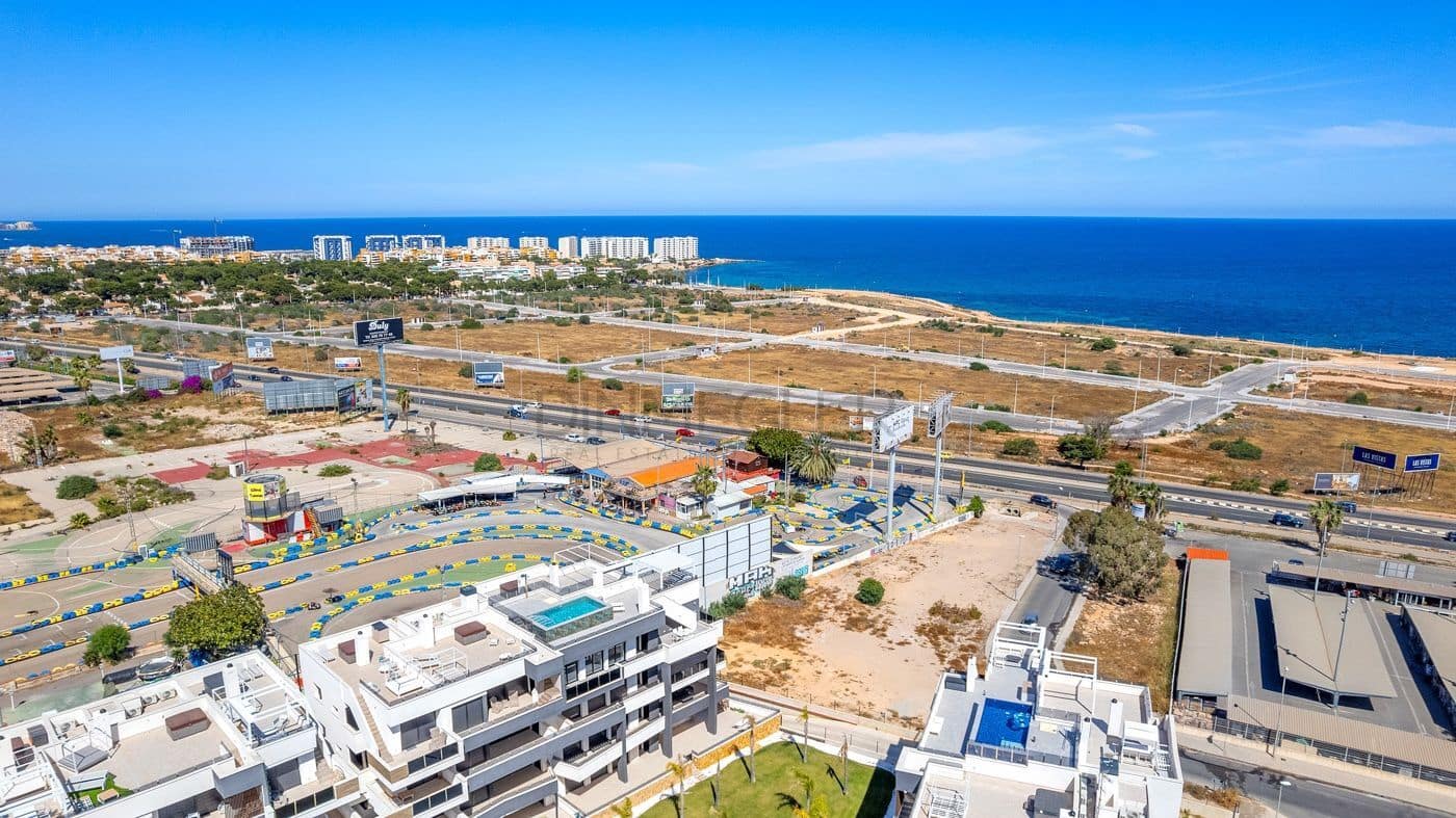 3 soveværelse Penthouse til salg i Orihuela Costa med swimmingpool garage - € 990.000 (Ref: 9096138)