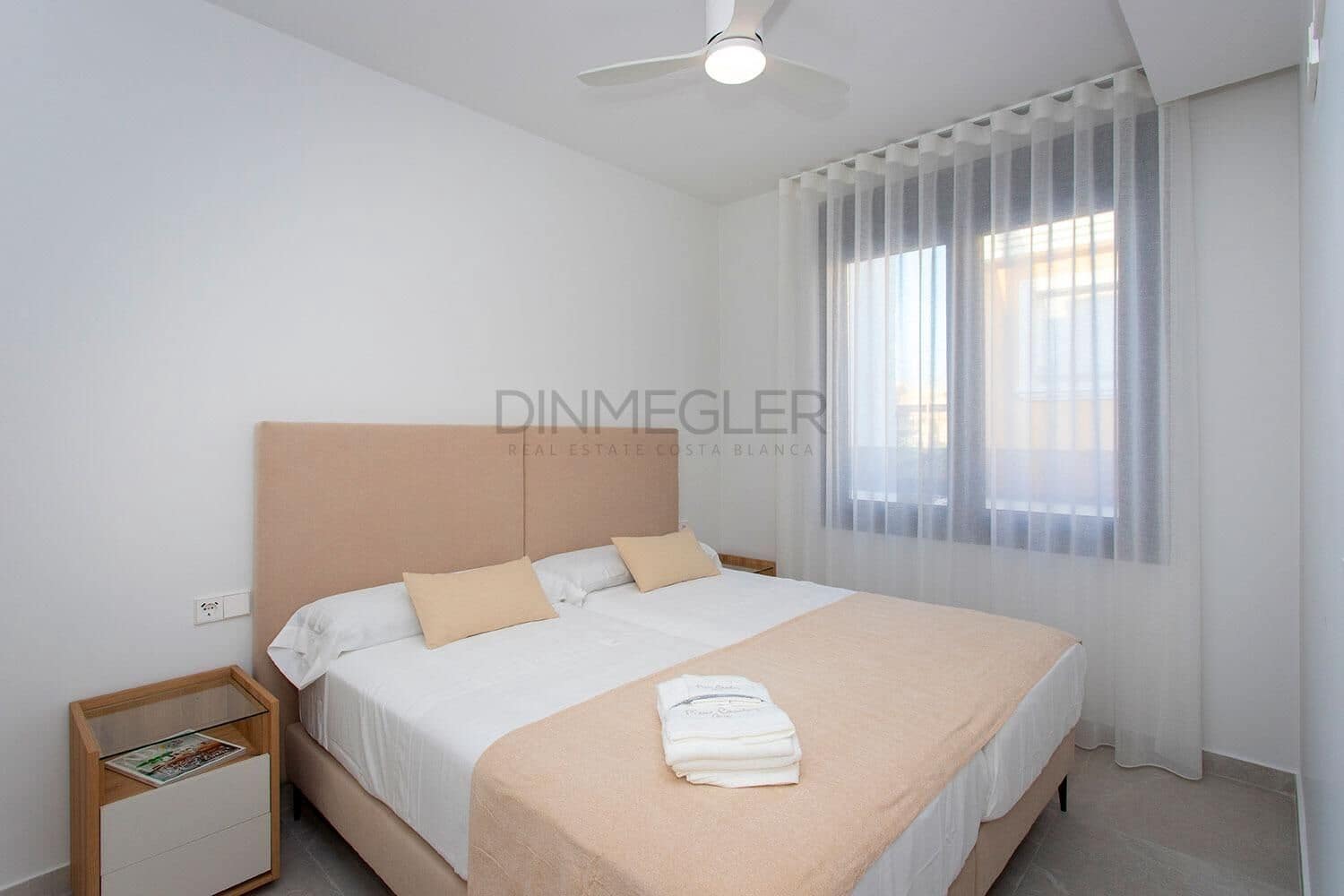 3 soverom Rekkehus til salgs i Torre de la Horadada med svømmebasseng - € 499 900 (Ref: 9096565)