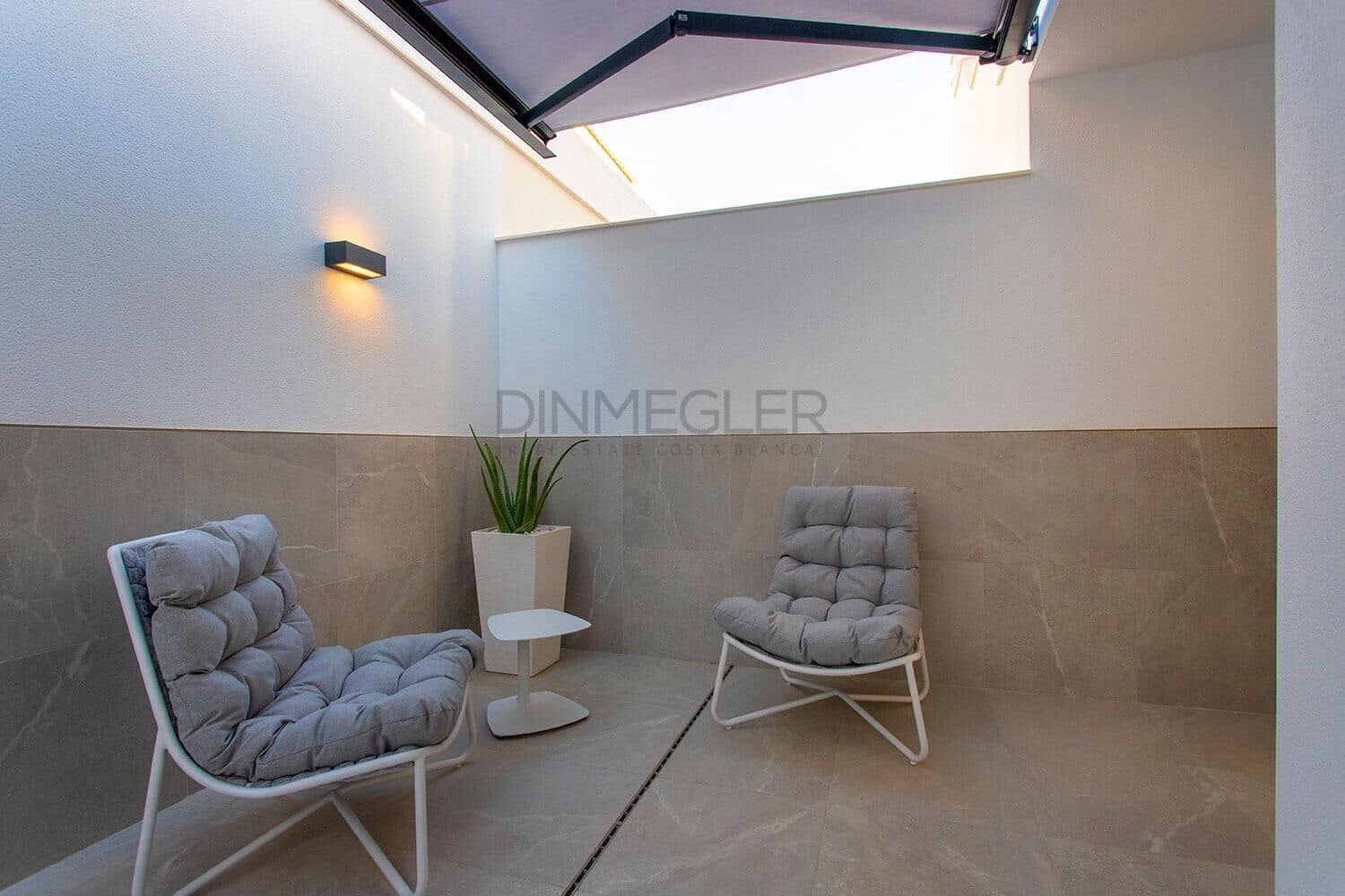 3 soverom Rekkehus til salgs i Torre de la Horadada med svømmebasseng - € 499 900 (Ref: 9096565)