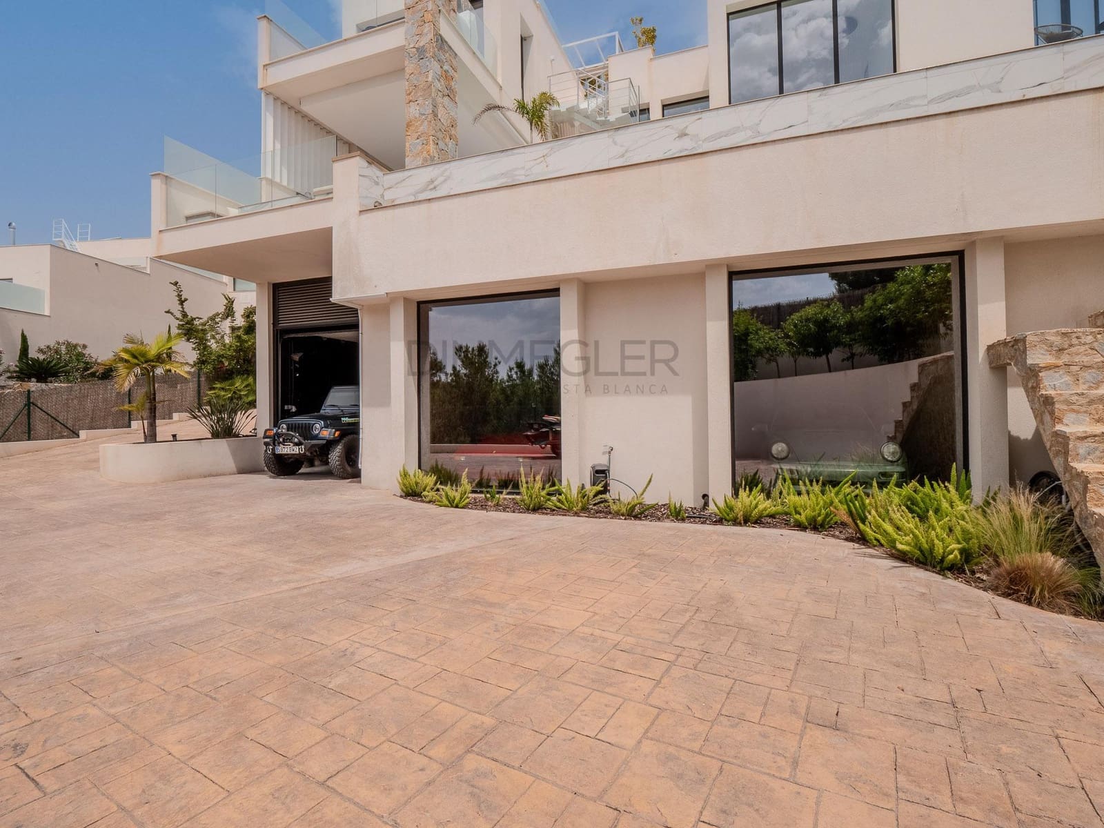 4 soverom Villa til salgs i Las Colinas Golf med svømmebasseng garasje - € 2 880 000 (Ref: 9108893)