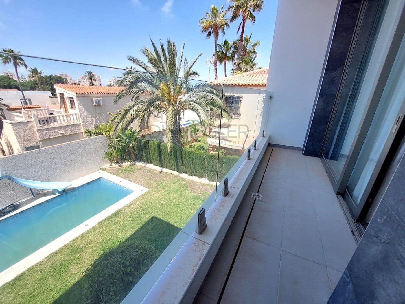 3 bedroom Villa for sale in Torrevieja with pool garage - € 709,000 (Ref: 9110507)