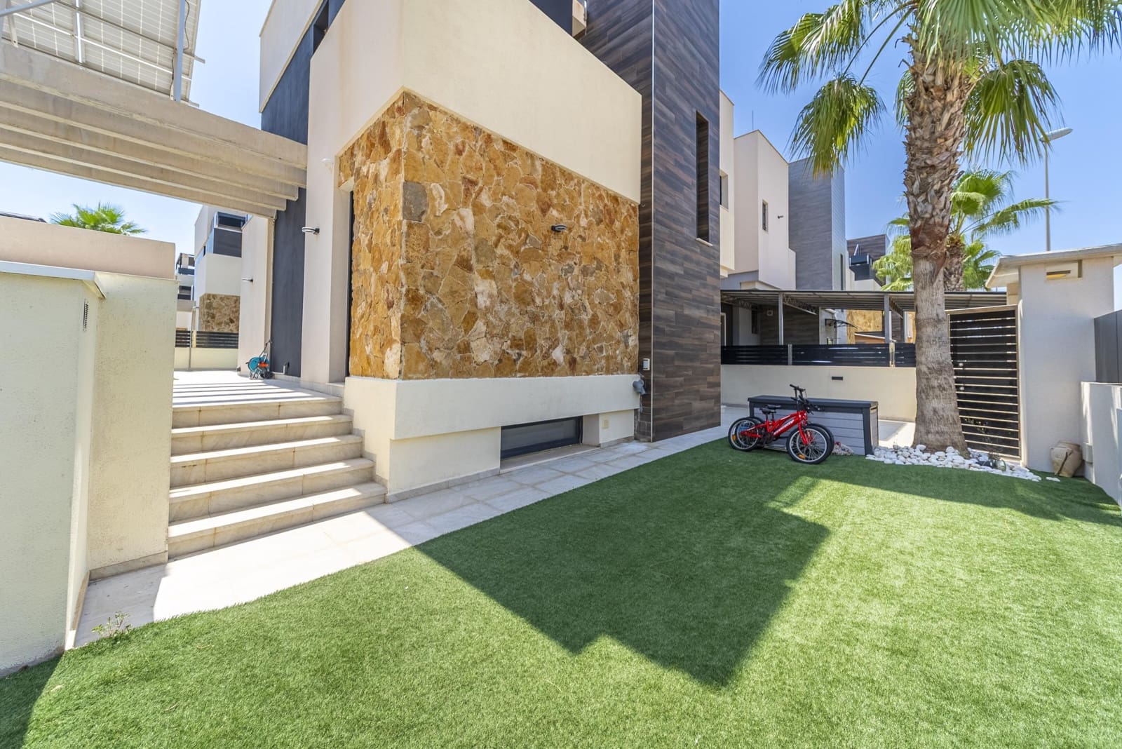 4 quarto Moradia para venda em La Regia com piscina garagem - 759 000 € (Ref: 9191285)
