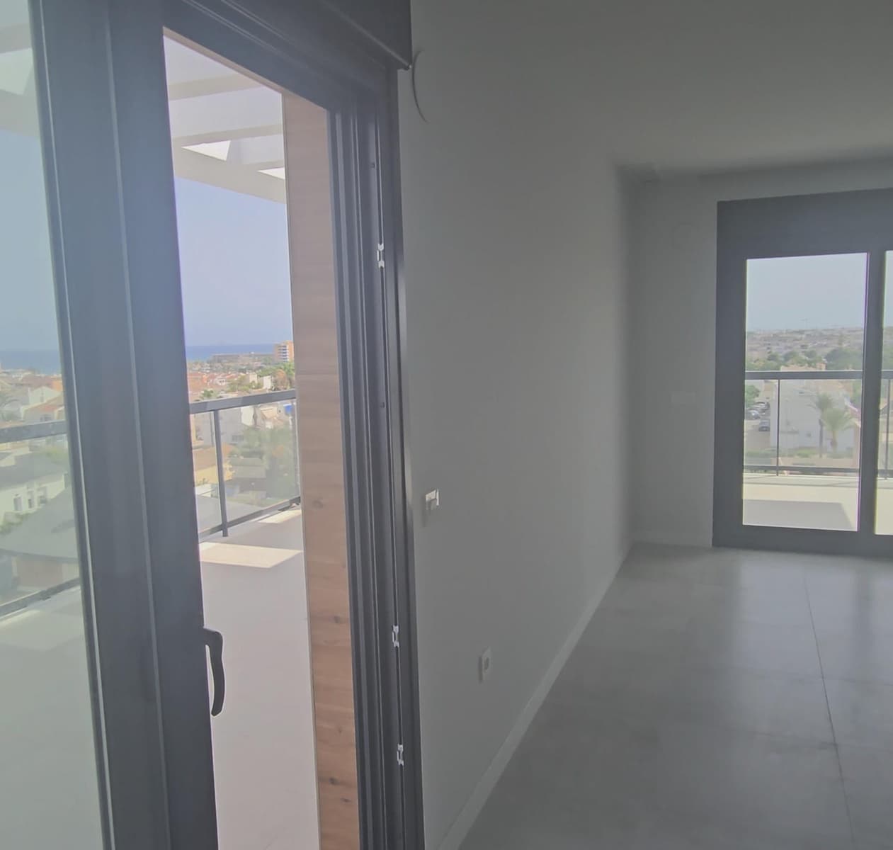 3 quarto Penthouse para venda em Pilar de la Horadada com piscina garagem - 549 000 € (Ref: 9215264)