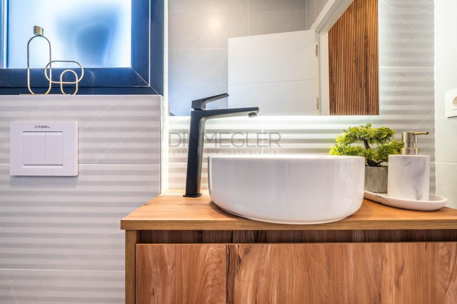 3 soverom Villa til salgs i Roldan med svømmebasseng - € 379 950 (Ref: 9230950)