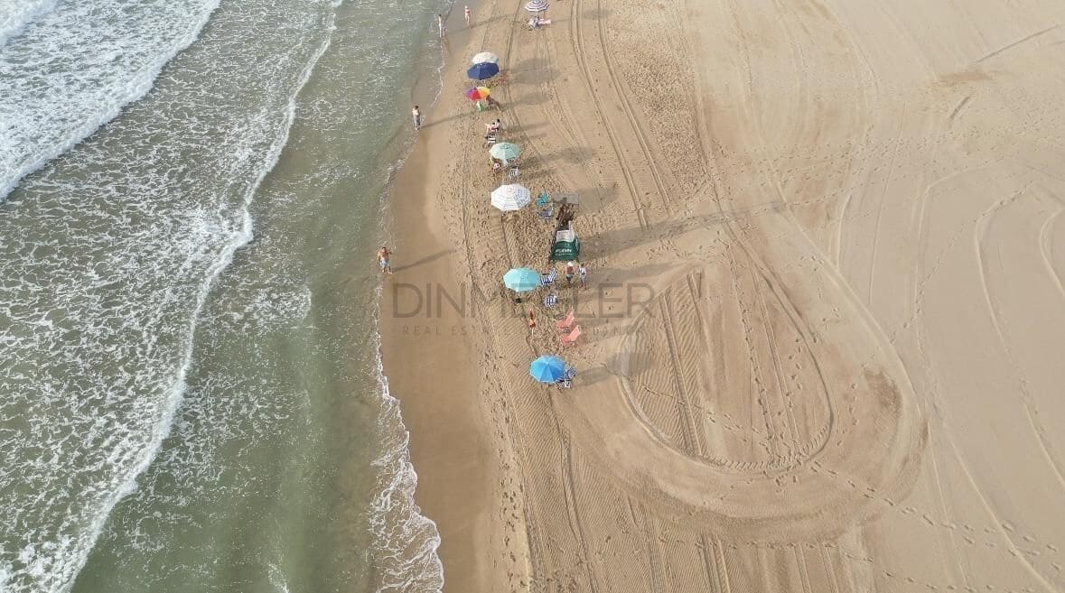 4 soveværelse Semi-Rækkehus til salg i Guardamar del Segura med swimmingpool - € 507.050 (Ref: 9230962)