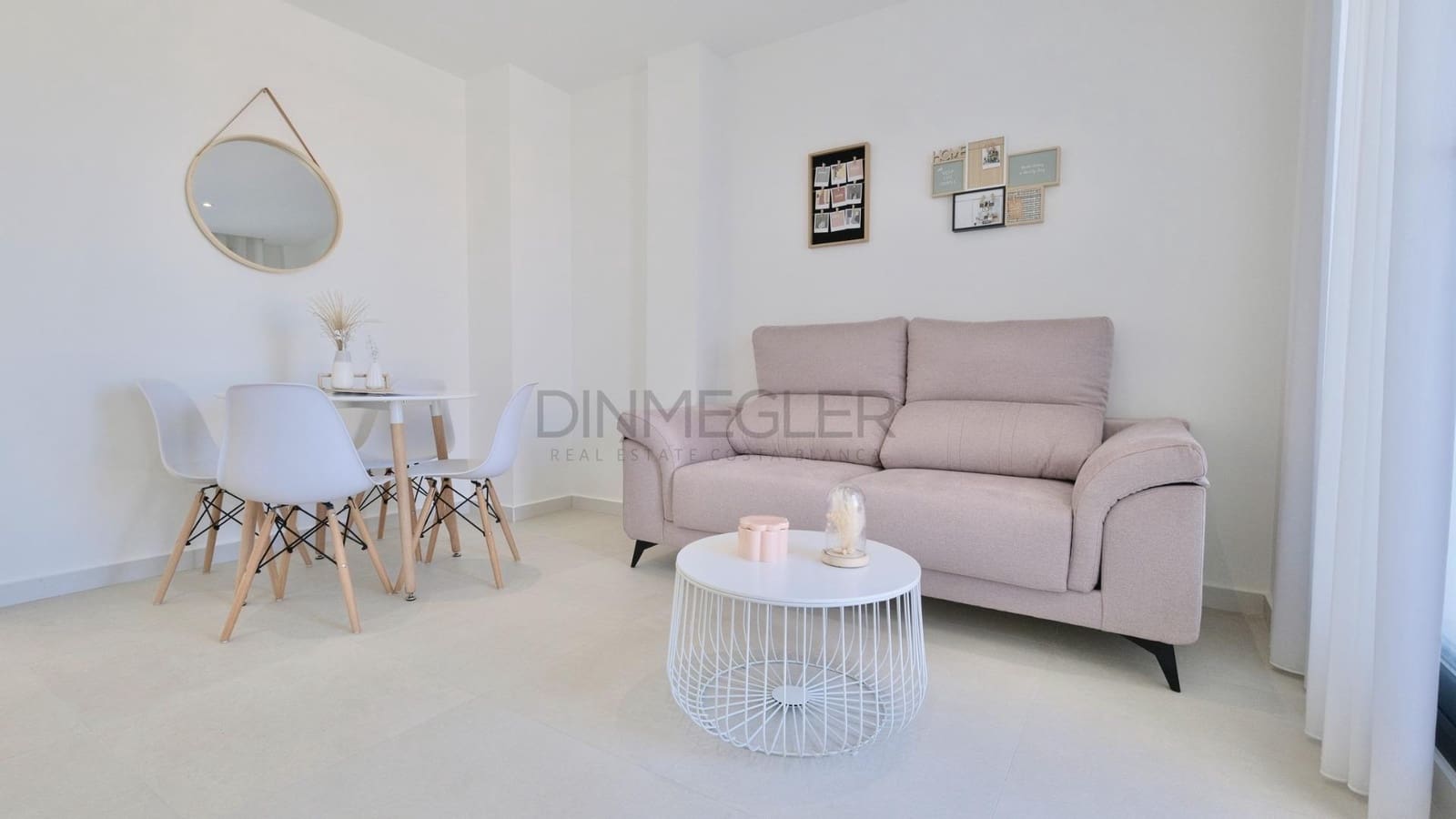 4 soveværelse Semi-Rækkehus til salg i Guardamar del Segura med swimmingpool - € 507.050 (Ref: 9230962)