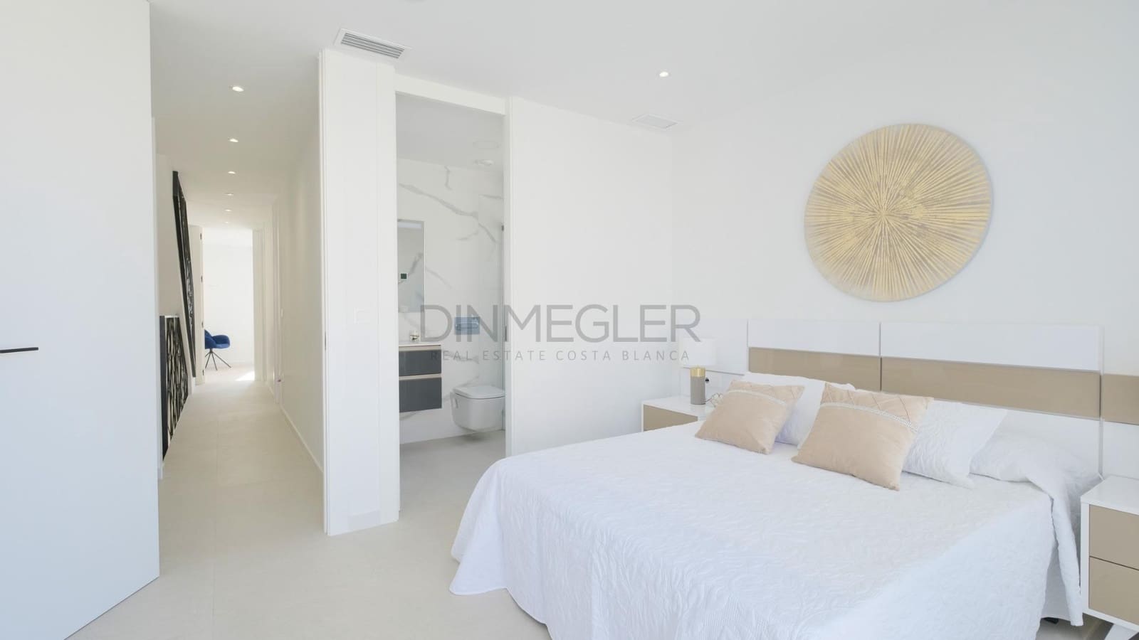 4 soveværelse Semi-Rækkehus til salg i Guardamar del Segura med swimmingpool - € 507.050 (Ref: 9230962)