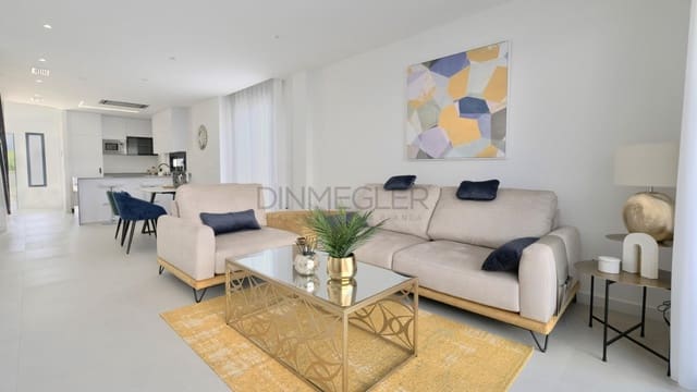 4 slaapkamer Halfvrijstaande villa te koop in Guardamar del Segura met zwembad - € 507.050 (Ref: 9230962)