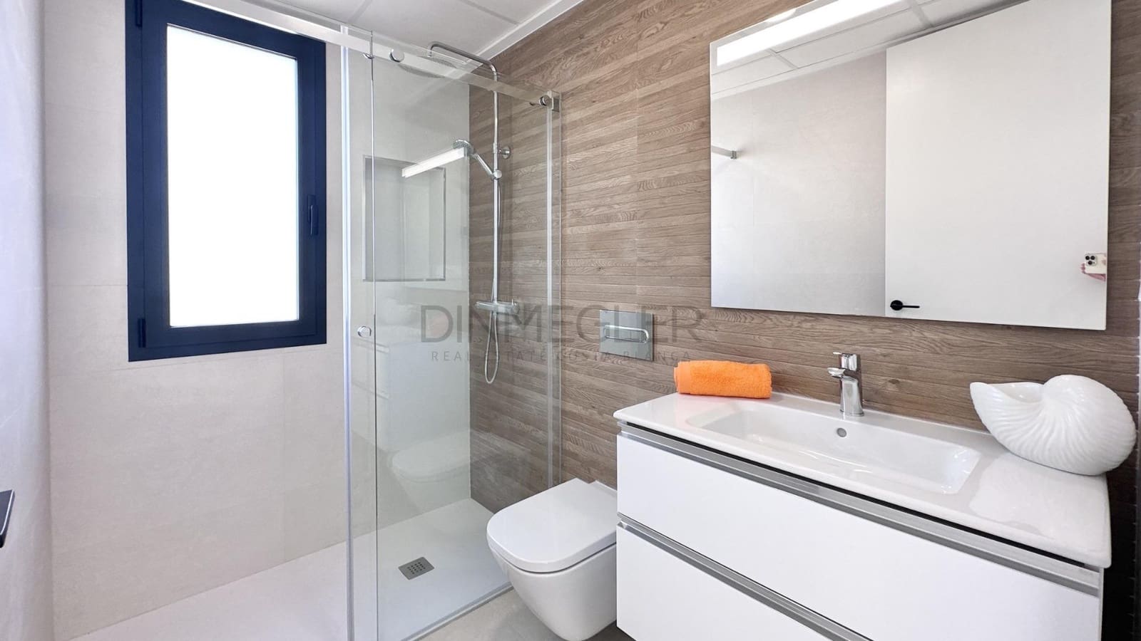 4 soveværelse Semi-Rækkehus til salg i Guardamar del Segura med swimmingpool - € 507.050 (Ref: 9230962)