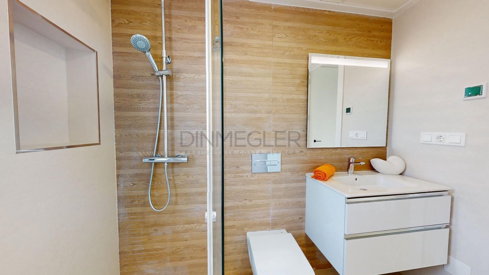 4 soveværelse Semi-Rækkehus til salg i Guardamar del Segura med swimmingpool - € 507.050 (Ref: 9230962)