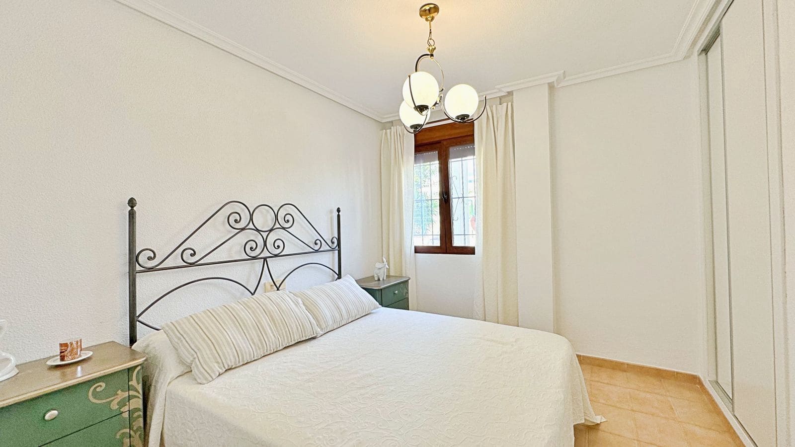 Apartamento de 3 habitaciones en Punta Prima en venta - 189.900 € (Ref: 9243242)