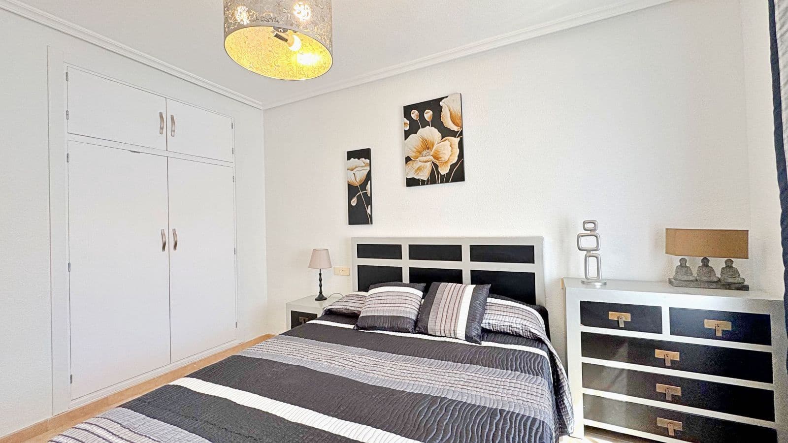 Apartamento de 3 habitaciones en Punta Prima en venta - 189.900 € (Ref: 9243242)