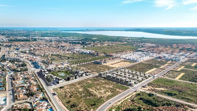 3 sypialnia Willa na sprzedaż w Ciudad Quesada, Rojales z basenem - 496 000 € (Ref: 9252282)