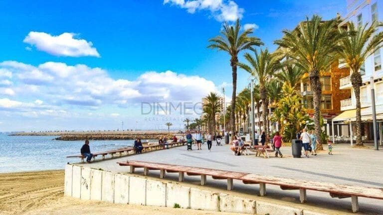 3 Zimmer Apartment zu verkaufen in Torrevieja mit Pool - 319.000 € (Ref: 9252284)