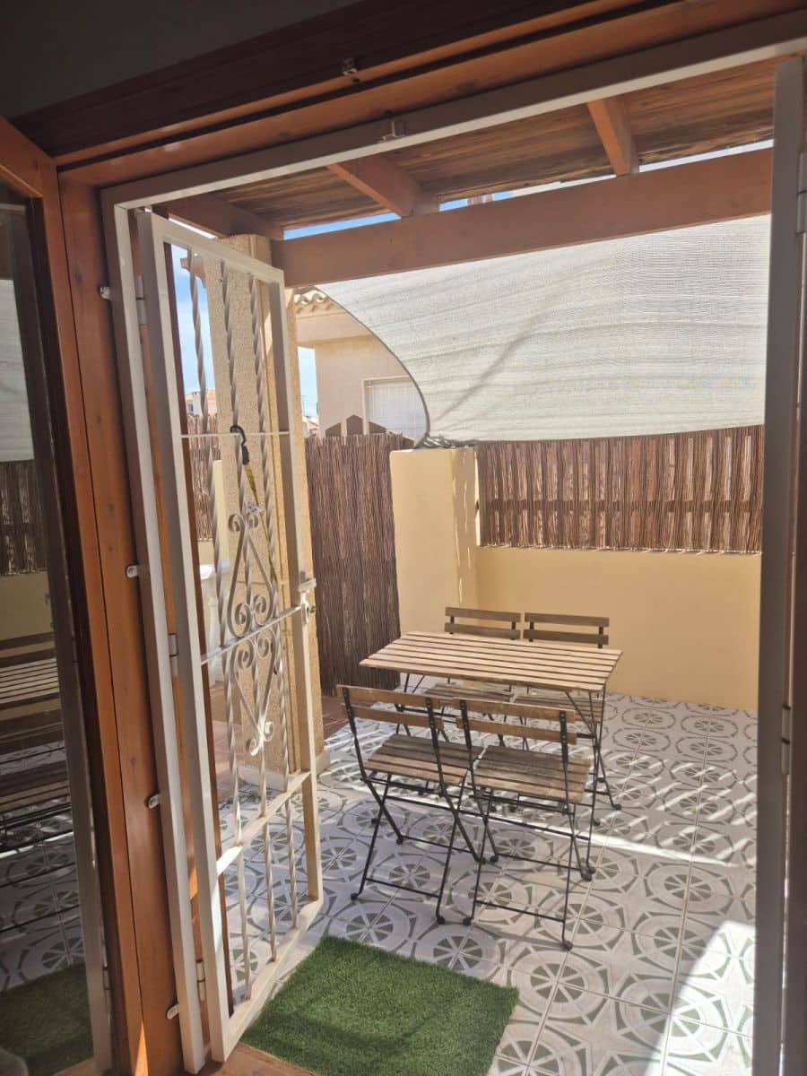 3 bedroom Villa for sale in Playa Flamenca with pool - € 239,000 (Ref: 9324305)