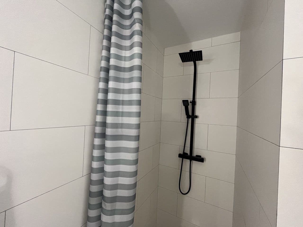 2 chambre Maison de Ville à vendre à Torrevieja avec piscine - 149 900 € (Ref: 9347635)