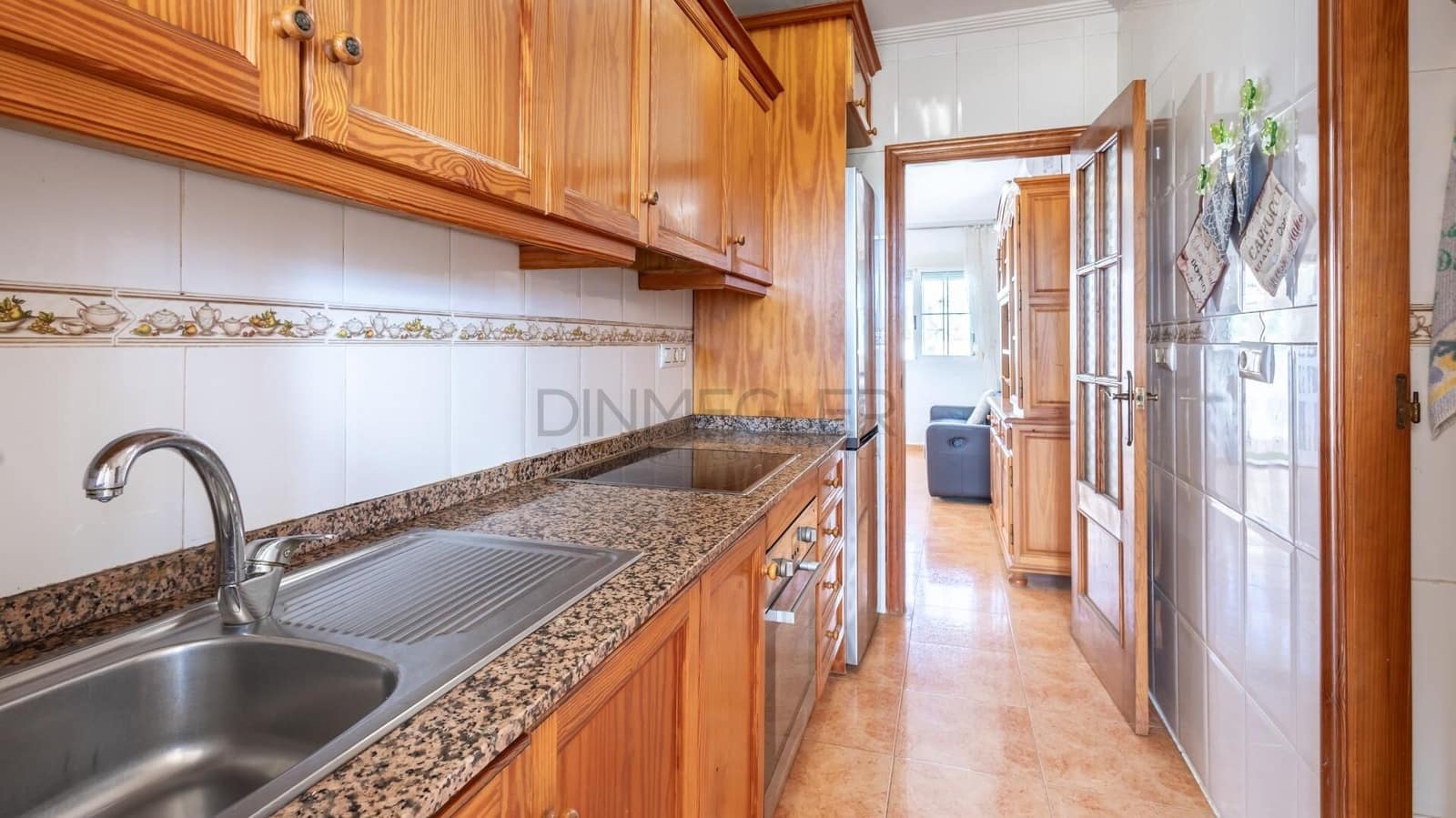 2 bedroom Villa for sale in Torrevieja with pool - € 235,000 (Ref: 9347636)