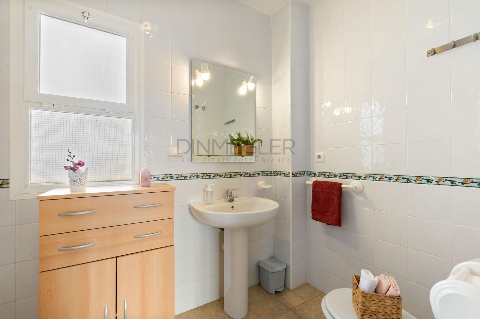 4 slaapkamer Appartement te koop in Aguas Nuevas met zwembad - € 230.000 (Ref: 9374639)