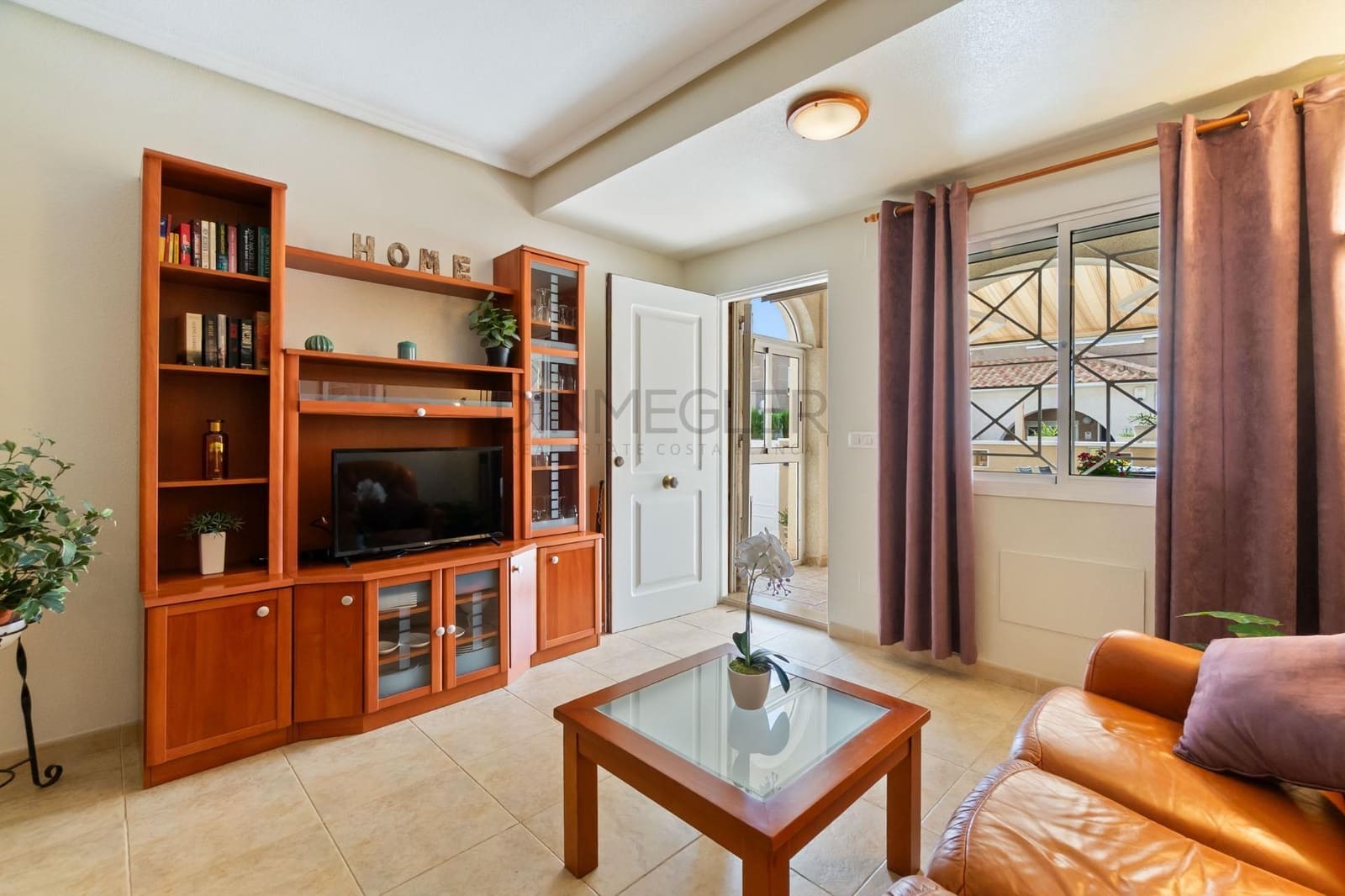 4 slaapkamer Appartement te koop in Aguas Nuevas met zwembad - € 230.000 (Ref: 9374639)