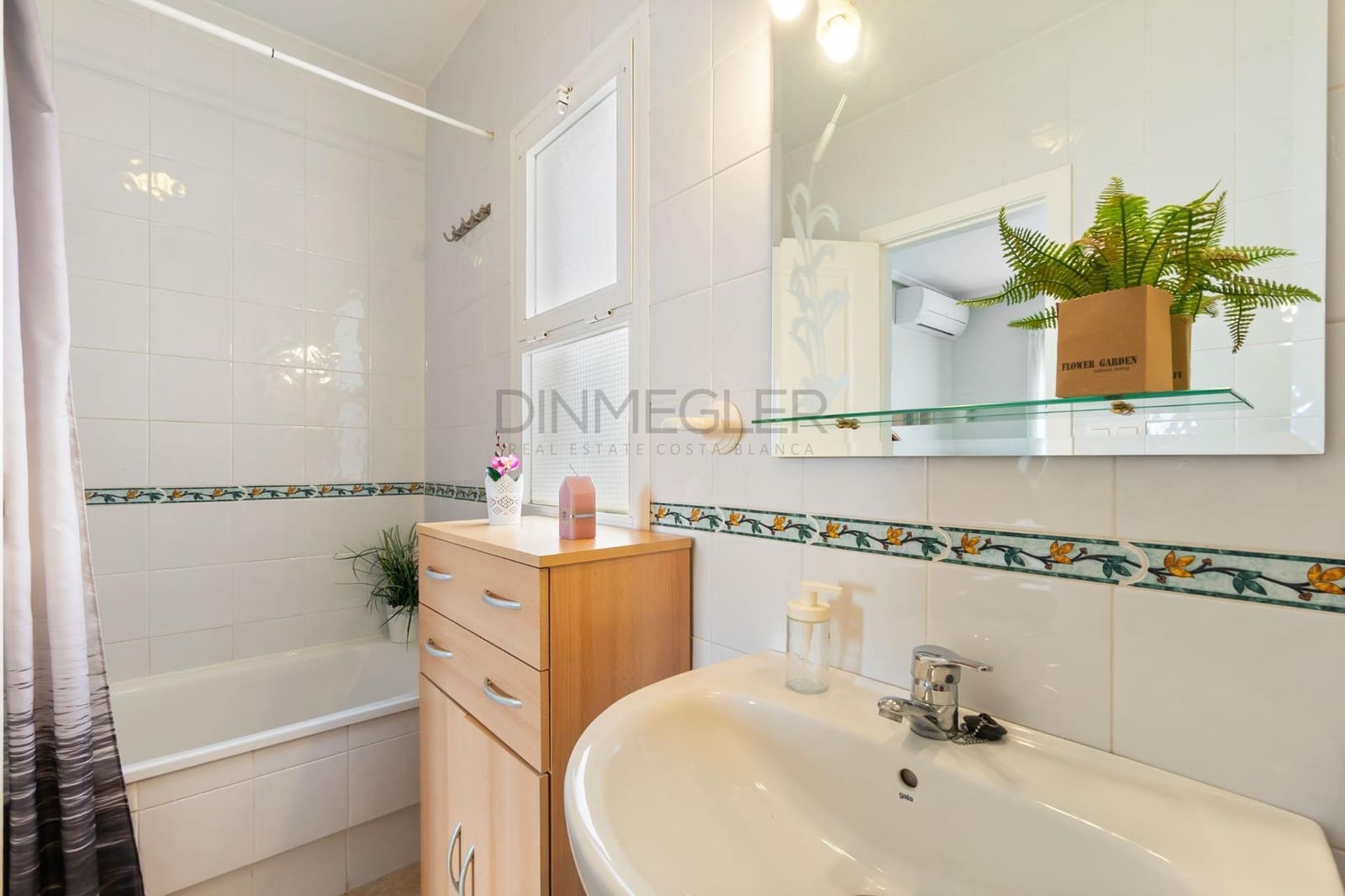 4 slaapkamer Appartement te koop in Aguas Nuevas met zwembad - € 230.000 (Ref: 9374639)