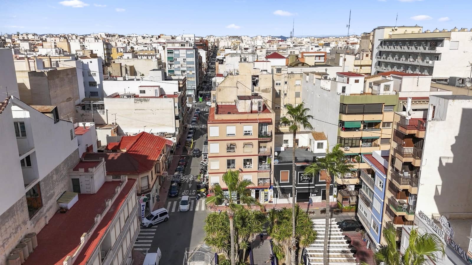 2 soverom Leilighet til salgs i Torrevieja - € 265 000 (Ref: 9420010)