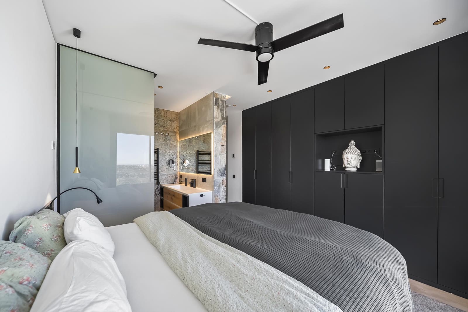 4 makuuhuone Huvila myytävänä paikassa Ciudad Quesada mukana uima-altaan 
autotalli - 749 000 € (Ref: 9440255)