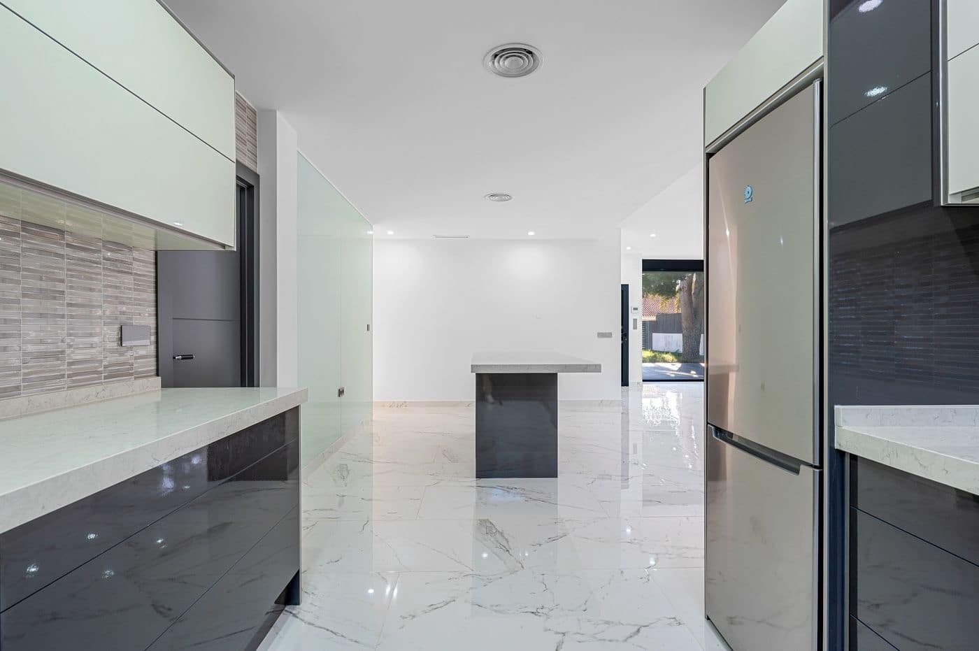 Chalet de 4 habitaciones en Campoamor en venta con piscina garaje - 1.100.000 € (Ref: 9443353)