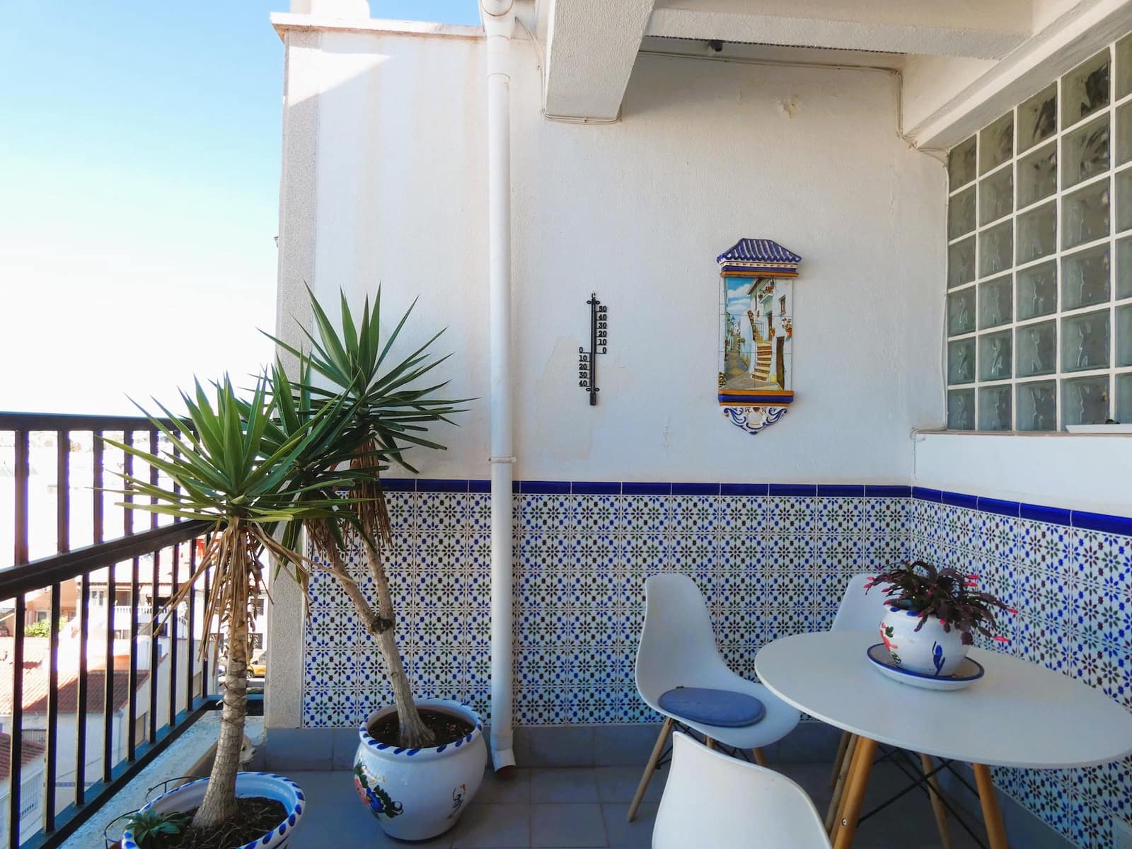 Apartamento de 2 habitaciones en Torrevieja en venta con piscina - 199.000 € (Ref: 9443355)