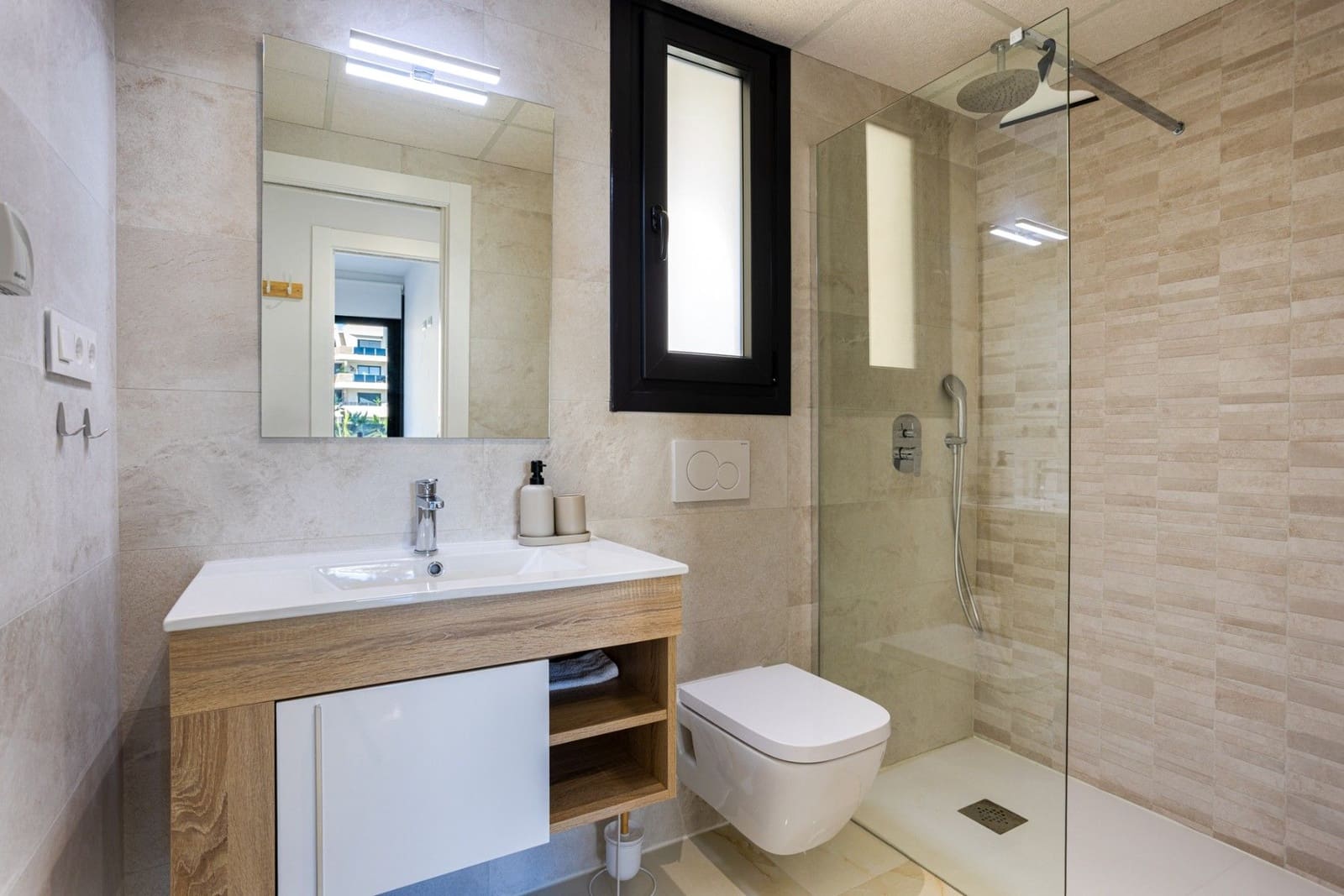 Piso de 2 habitaciones en La Florida en venta con piscina garaje - 285.000 € (Ref: 9450462)