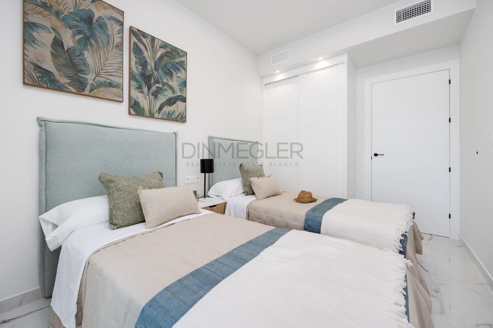 Apartamento de 2 habitaciones en San Miguel de Salinas en venta con piscina - 219.000 € (Ref: 9527861)