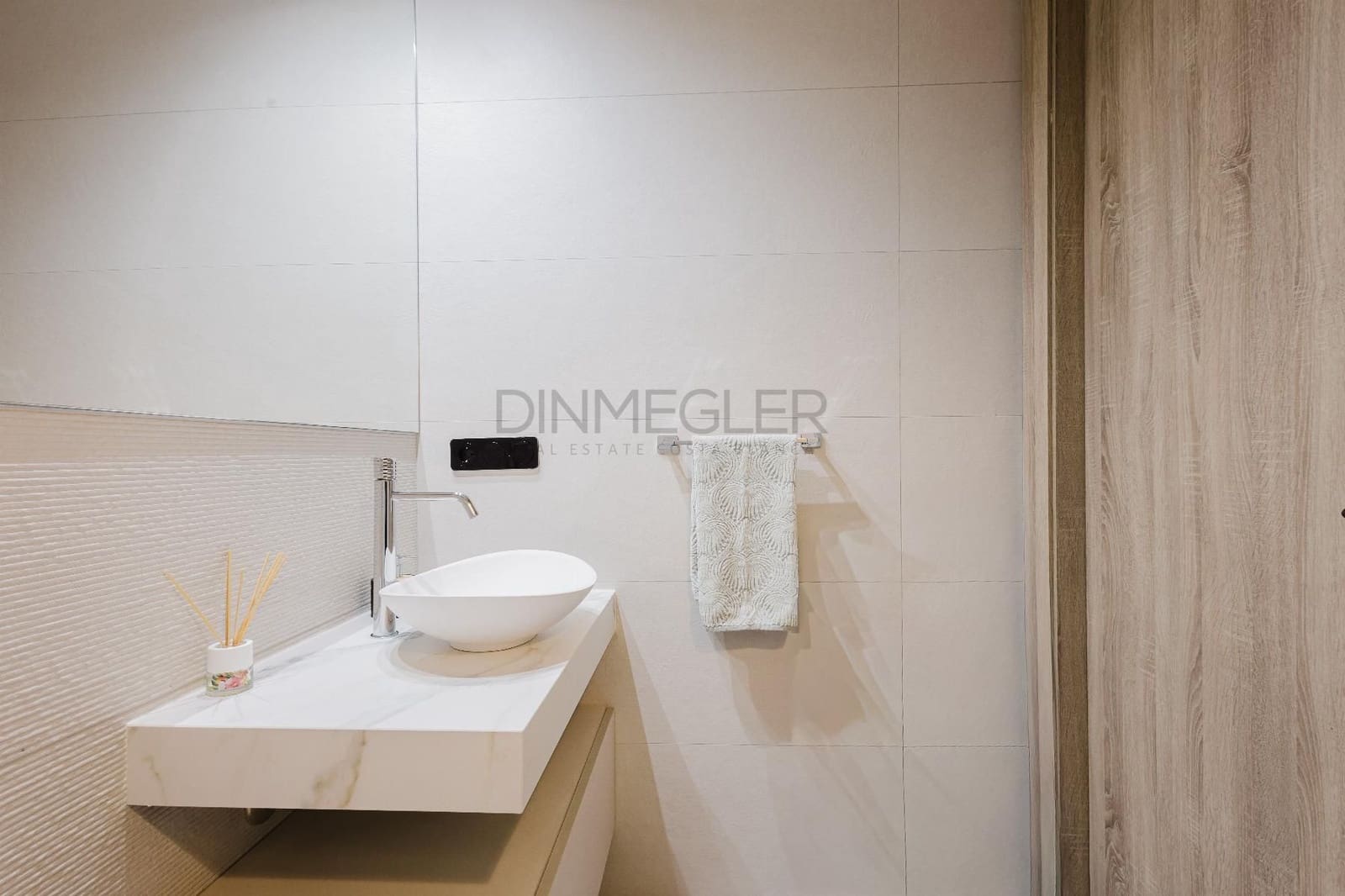 4 sypialnia Willa na sprzedaż w Algorfa z basenem garażem - 750 000 € (Ref: 9578898)