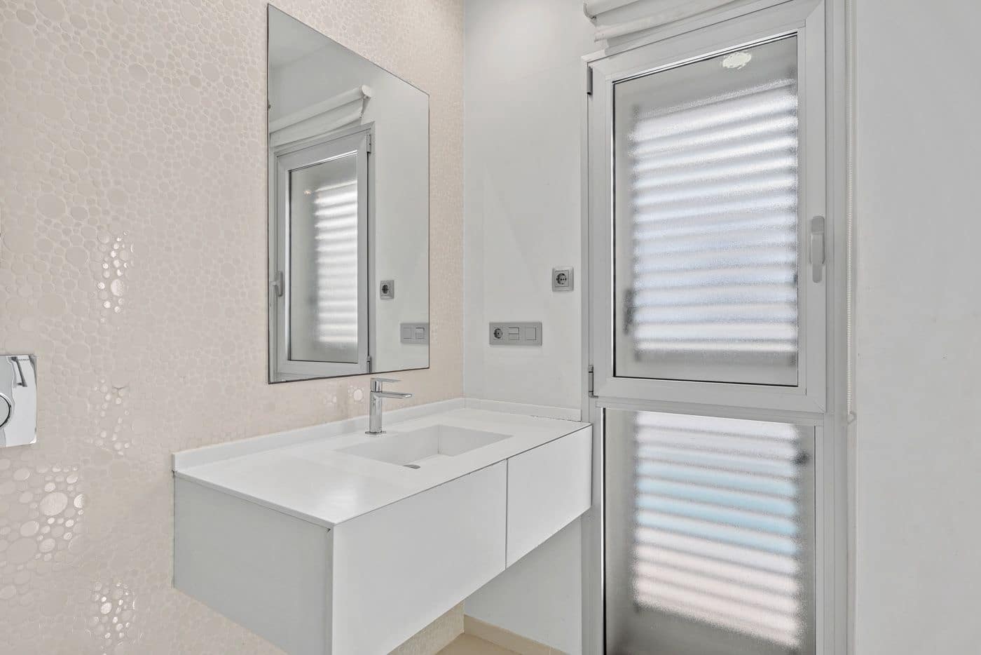 3 bedroom Villa for sale in Ciudad Quesada with pool - € 425,000 (Ref: 9608250)