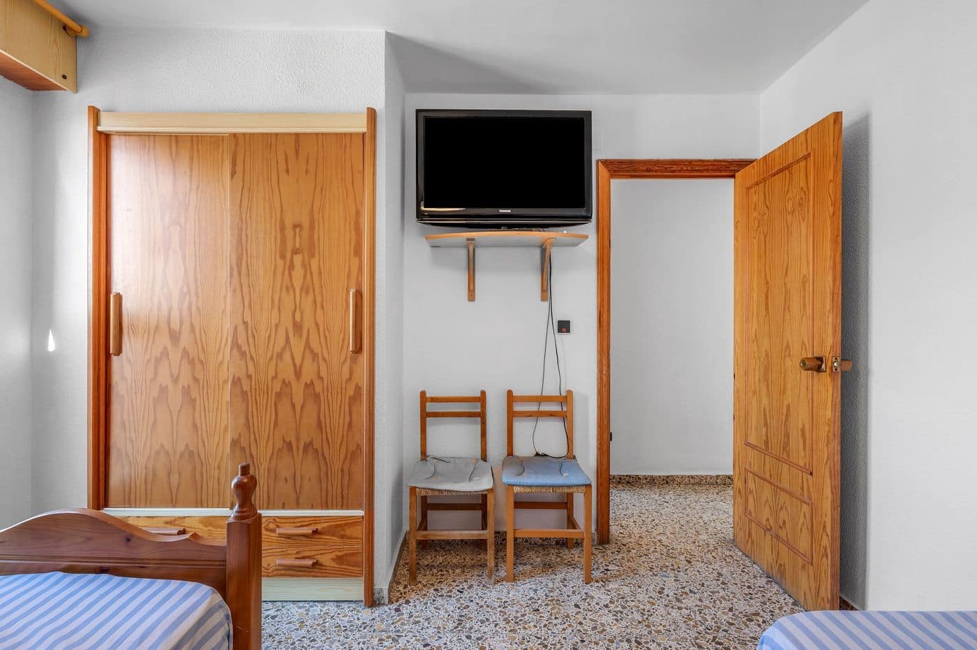 3 makuuhuone Huoneisto myytävänä paikassa Arenales del Sol mukana uima-altaan - 340 000 € (Ref: 9630297)