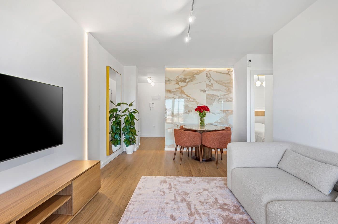 2 sypialnia Penthouse na sprzedaż w Torrevieja z basenem - 269 000 € (Ref: 9630298)