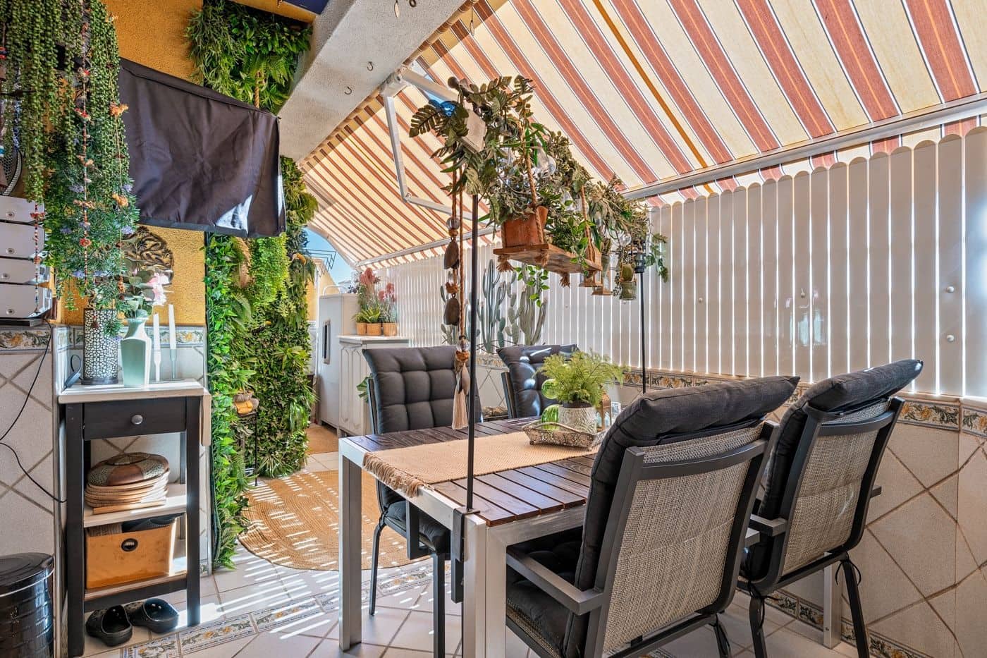 Ático de 3 habitaciones en Torrevieja en venta - 260.000 € (Ref: 9645248)