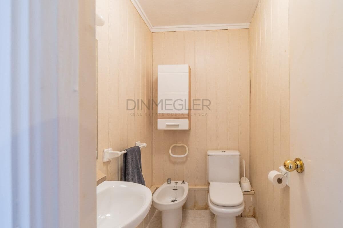 2 soveværelse Lejlighed til salg i La Veleta med swimmingpool garage - € 229.000 (Ref: 9696303)