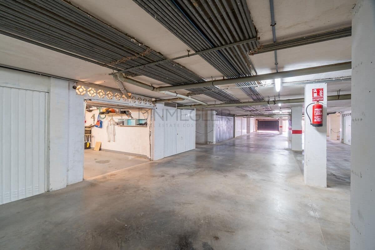 2 soveværelse Lejlighed til salg i La Veleta med swimmingpool garage - € 229.000 (Ref: 9696303)