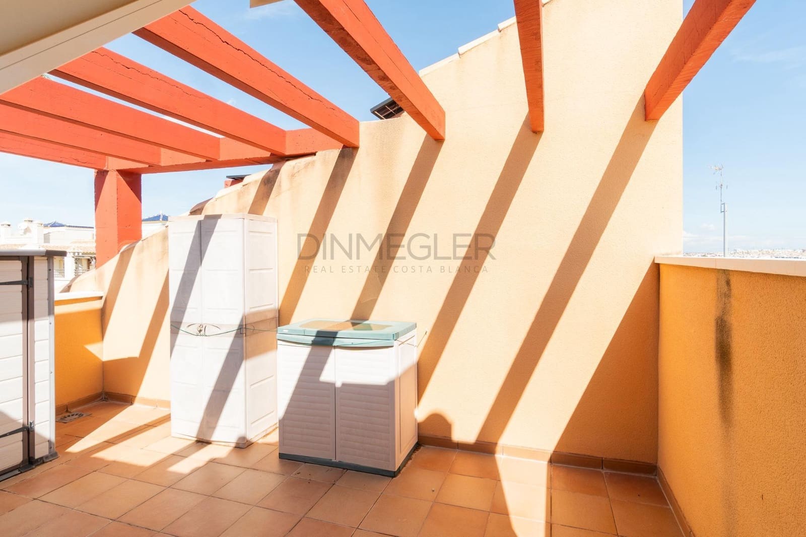 3 soveværelse Rækkehus til salg i Orihuela Costa med swimmingpool - € 219.000 (Ref: 9696304)