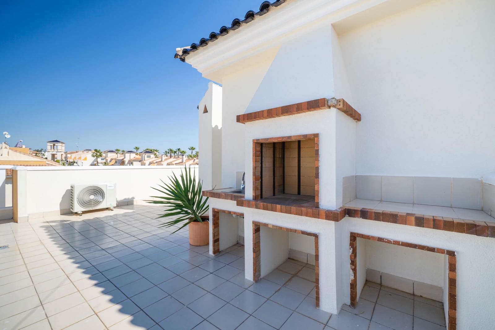 2 bedroom Apartment for sale in La Marquesa with pool garage - € 229,000 (Ref: 9732416)